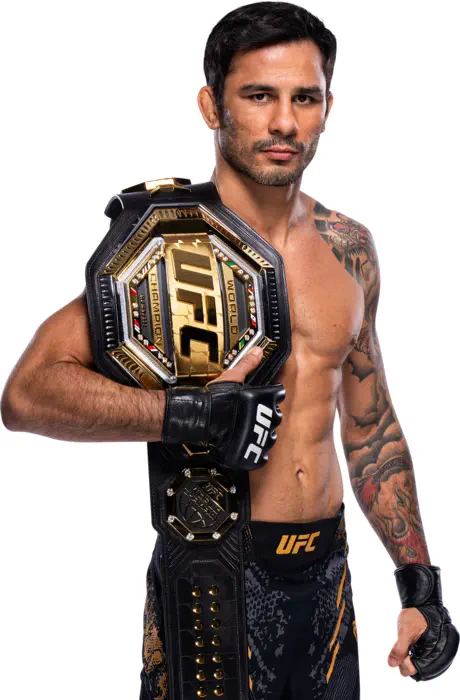 Alexandre Pantoja with UFC belt