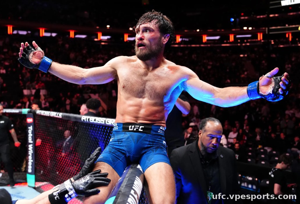 Ethyn Ewing UFC
