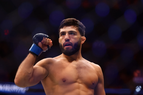 Arman Tsarukyan bets $1M on Justin Gaethje