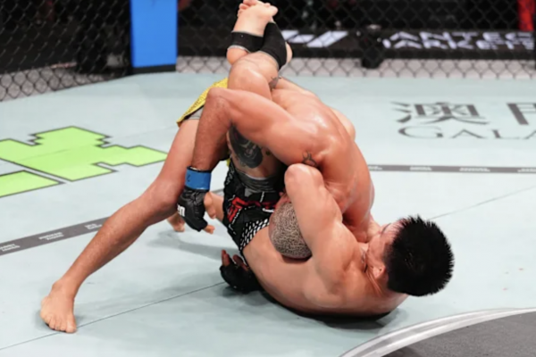 song yadong presenta a deiveson figueiredo