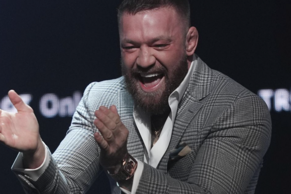 McGregor reveals extent of knee injury