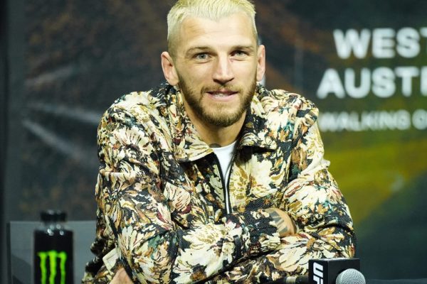 Dan Hooker Sees UFC Plan for Parnasse