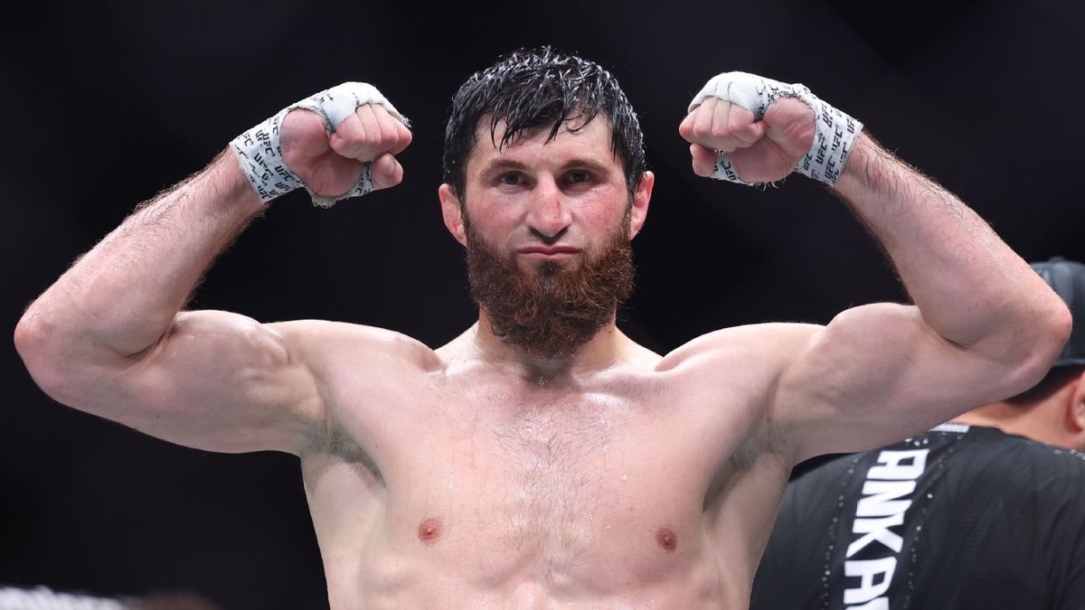 Magomed Ankalaev — Ankalaev همچنان شماره 1 2 ESPN در 205 باقی می ماند