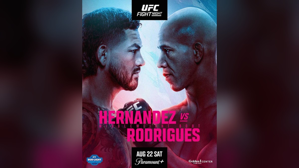 Anthony Hernandez and Gregory Rodrigues at UFC Sacramento