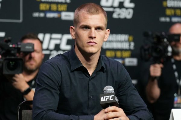 La difesa di Ian Garry è al centro dell'attenzione in vista di UFC 330.