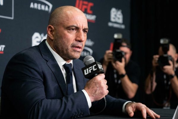 Joe Rogan Blasts UFC Win Bonuses