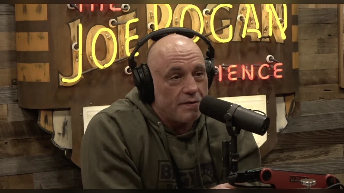 Joe Rogan — Joe Rogan Questions Sterling’s Fight-Eve Drink