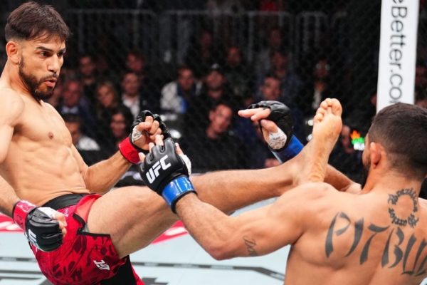 Nagłówki wieczoru UFC Yaira Rodrigueza
