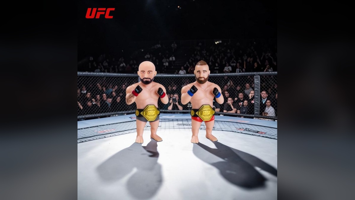 UFC Collectible Fights figures